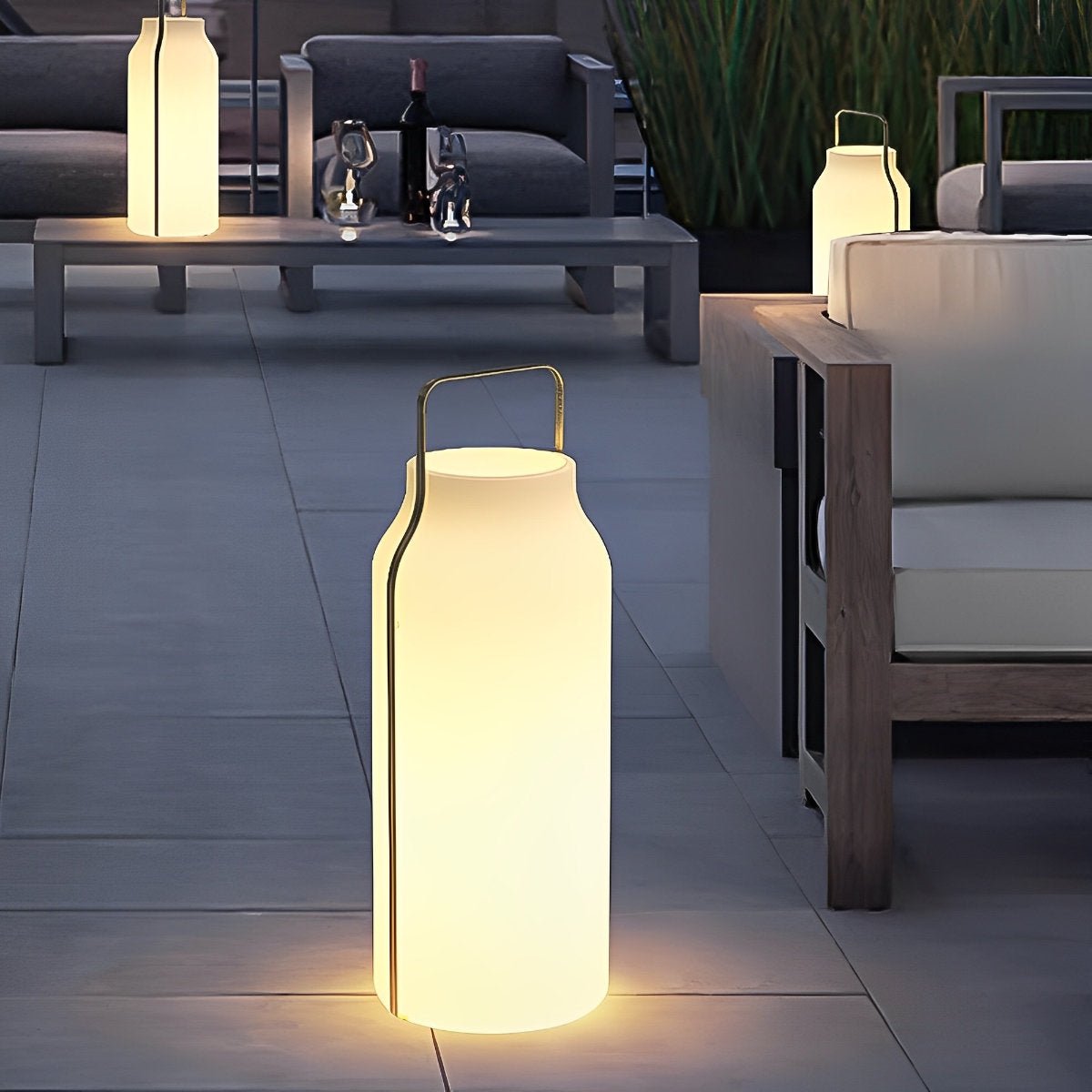 Waterproof Vase Shape LED Outdoor Floor Lamp